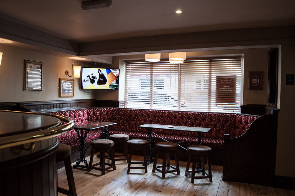 Hotel The Coach And Horses Hexham Exterior foto